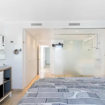 Penthouse In Paraiso Pueblo Style & Serenity Estepona