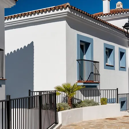 Penthouse In Paraiso Pueblo Style & Serenity Apartament Estepona
