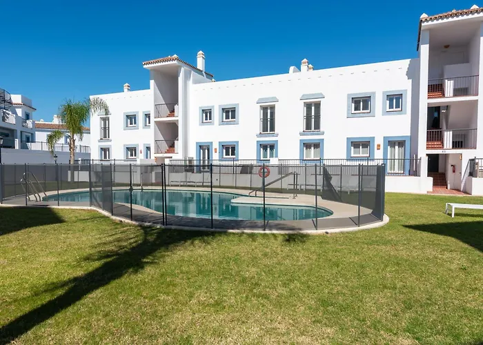 Penthouse In Paraíso Pueblo Style&serenity Apartamento Estepona