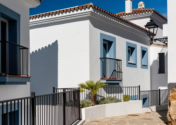 Penthouse In Paraíso Pueblo Style&serenity Apartamento Estepona